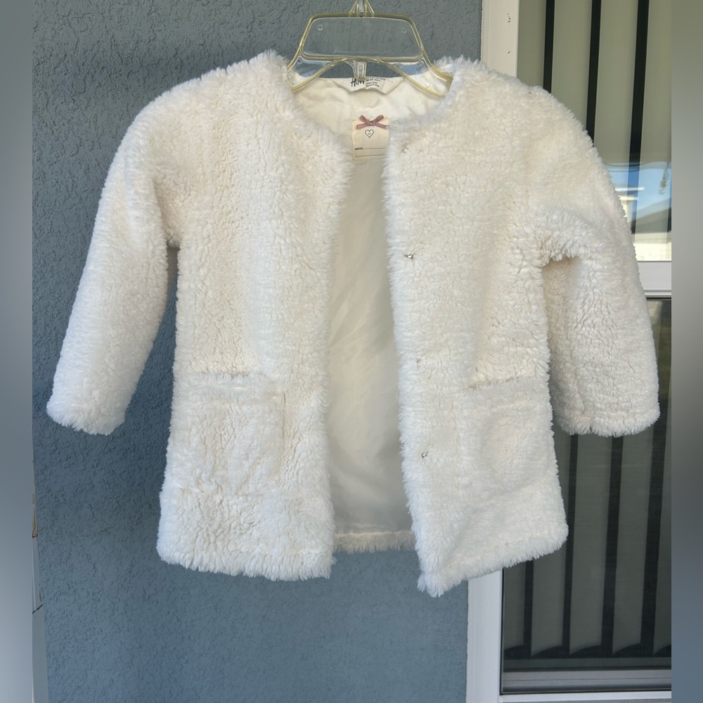 H&M Toddler Teddy Fuzzy Front Snaps Pockets Jacket Size 3T - Picture 1 of 6